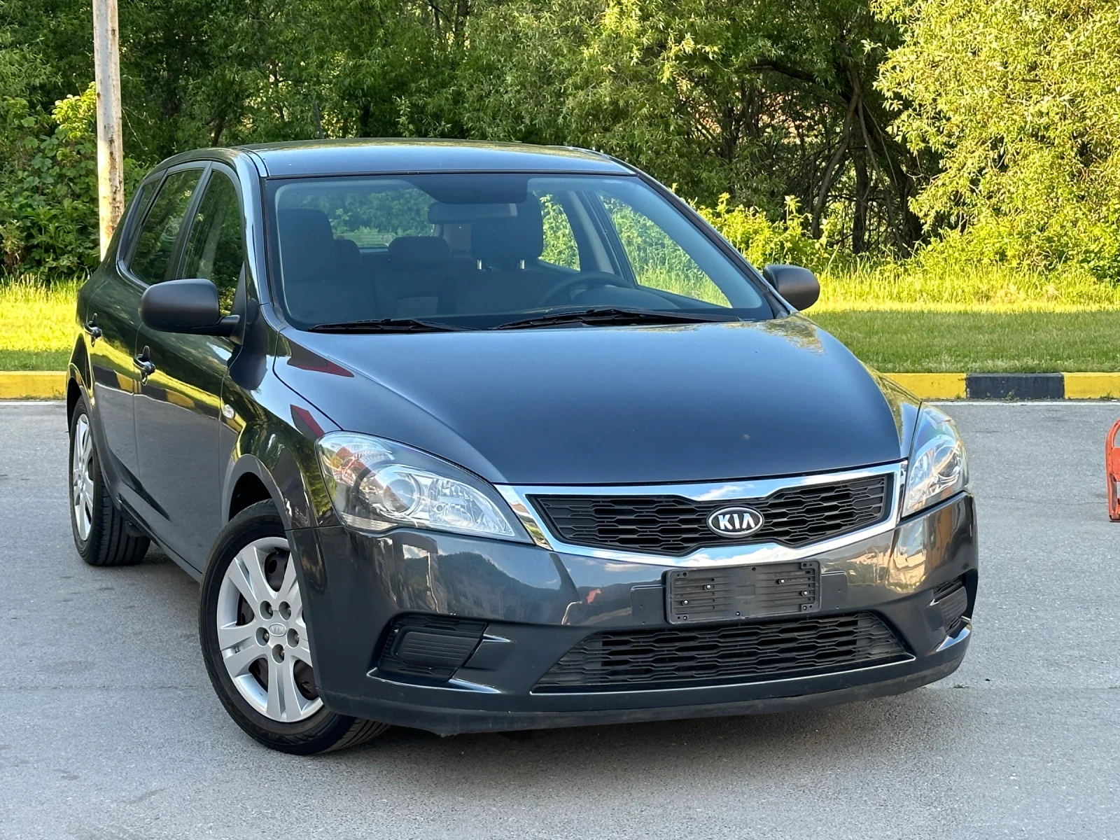 Kia Ceed 1.4 BIFUEL GAZ/BENZIN - изображение 2