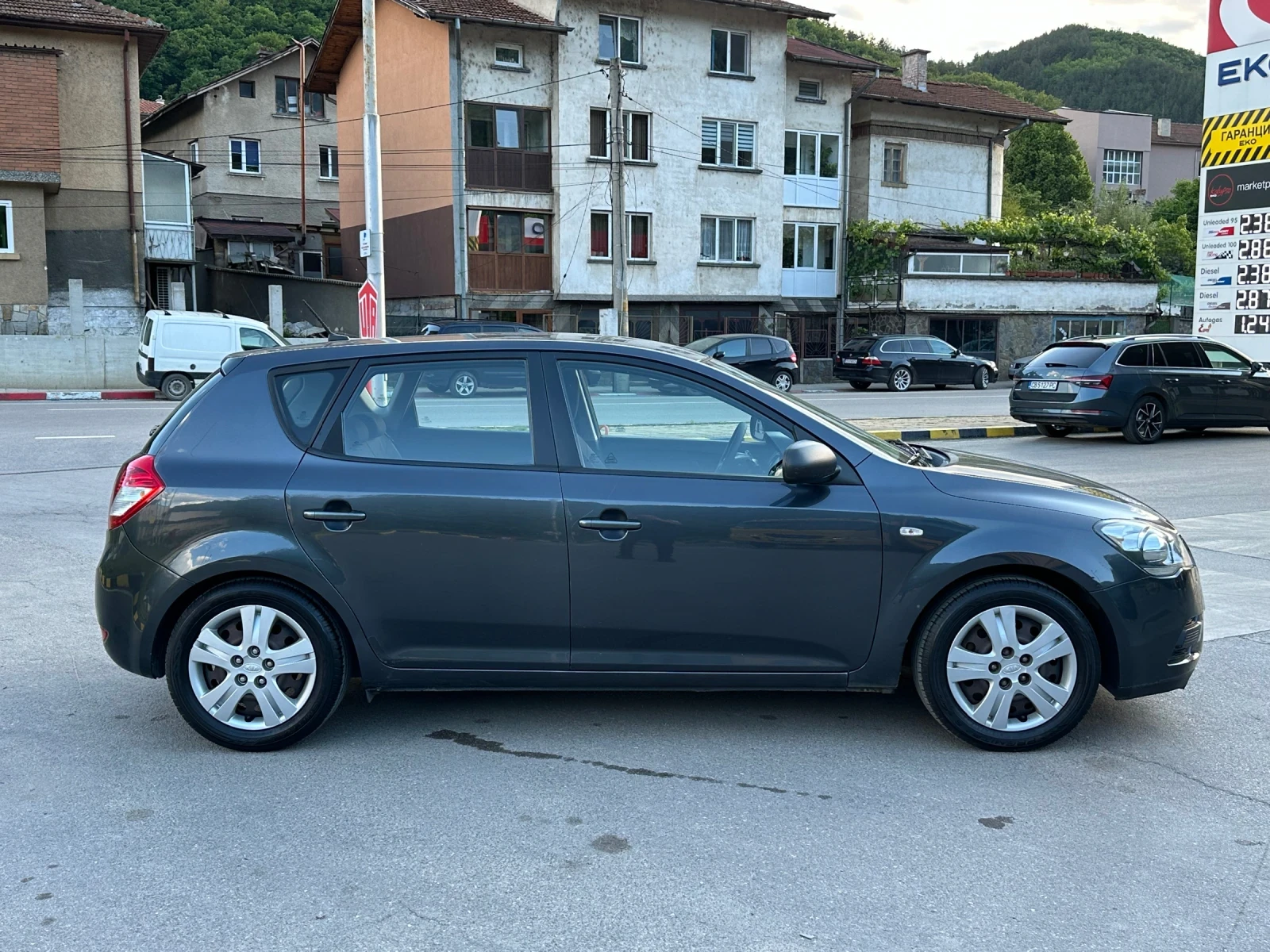 Kia Ceed 1.4 BIFUEL GAZ/BENZIN - изображение 7