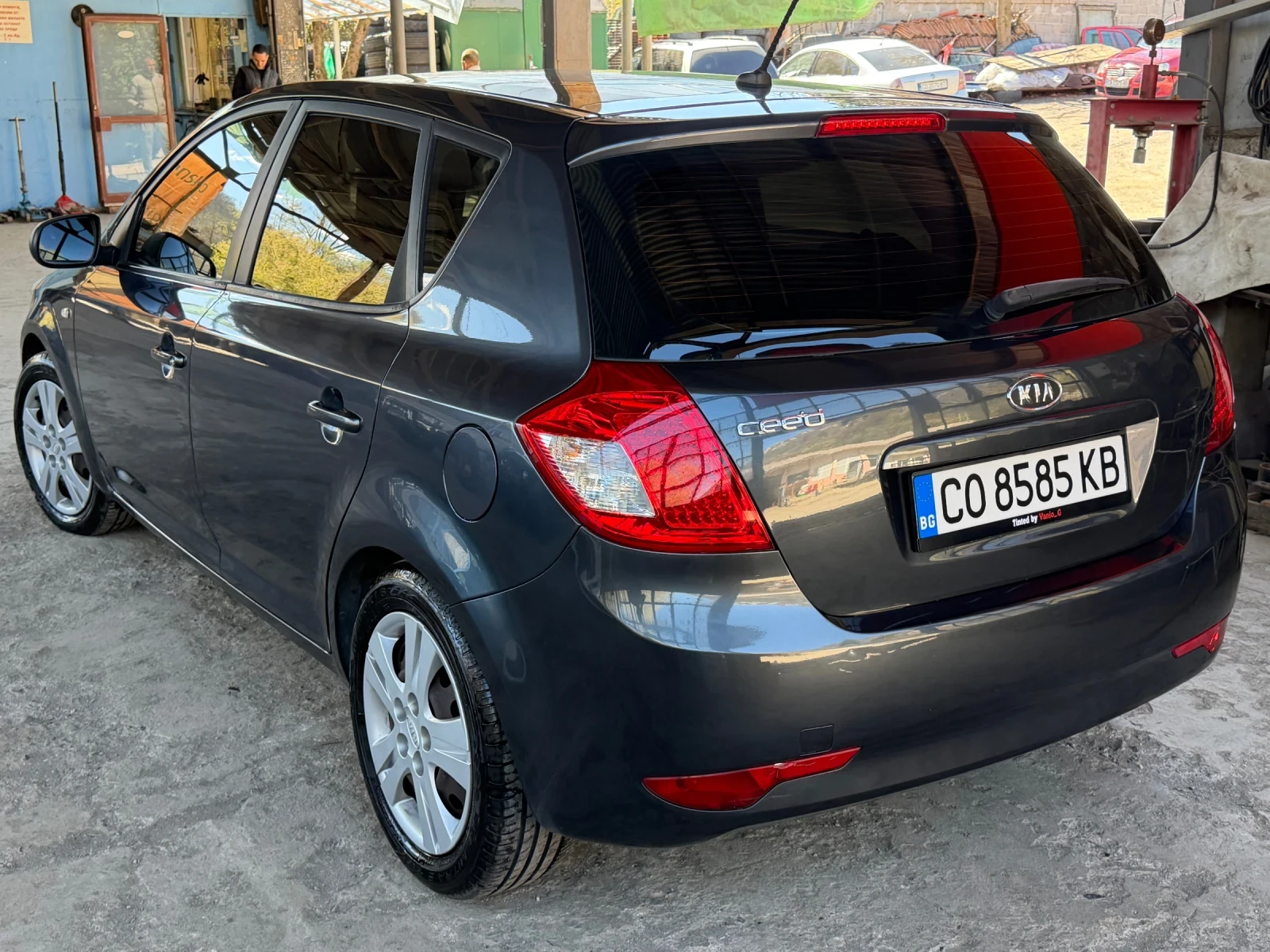 Kia Ceed 1.4 GPL 135000км, снимка 4 - Автомобили и джипове - 53558152