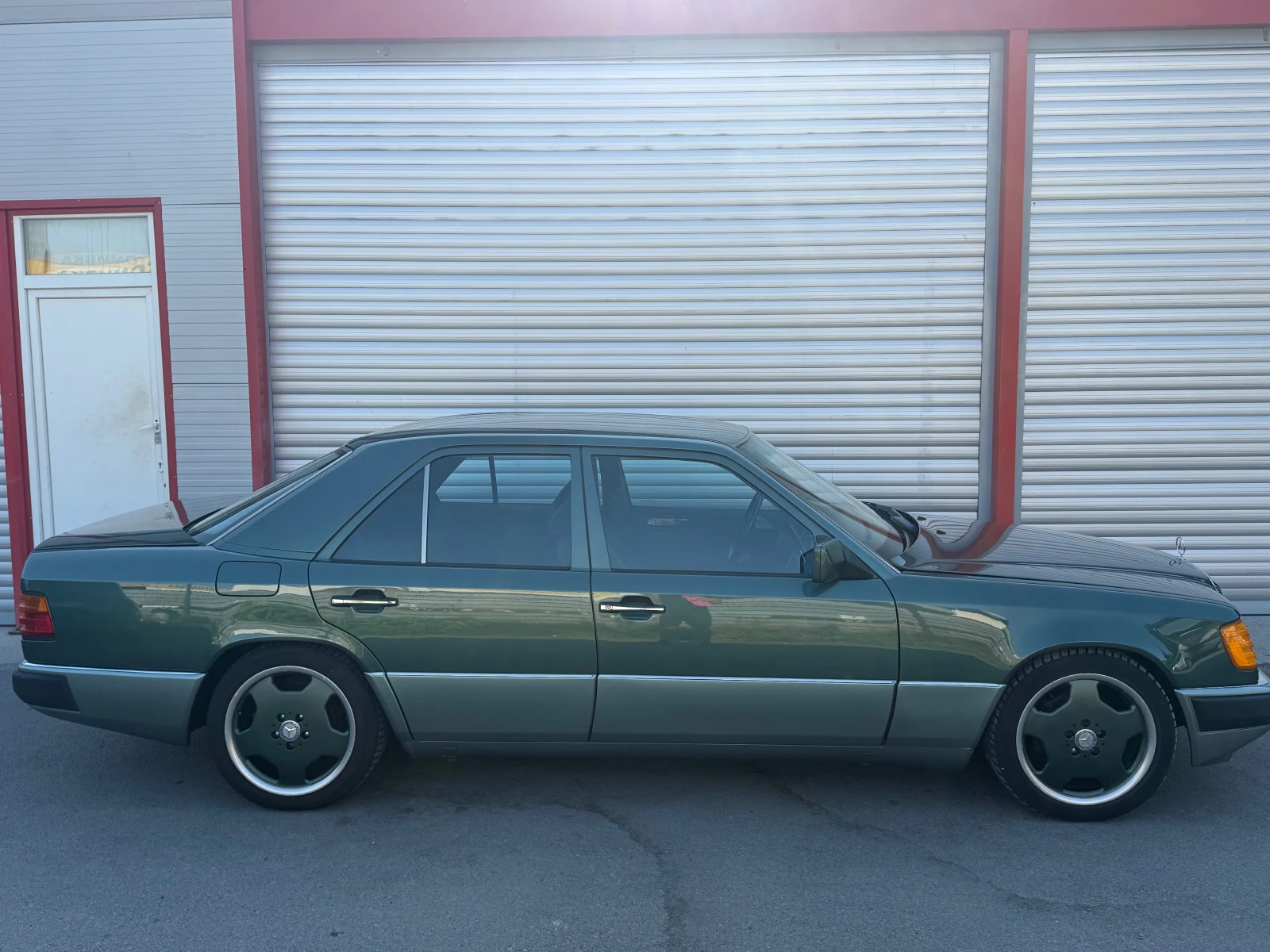 Mercedes-Benz 300 Е Klima - изображение 4