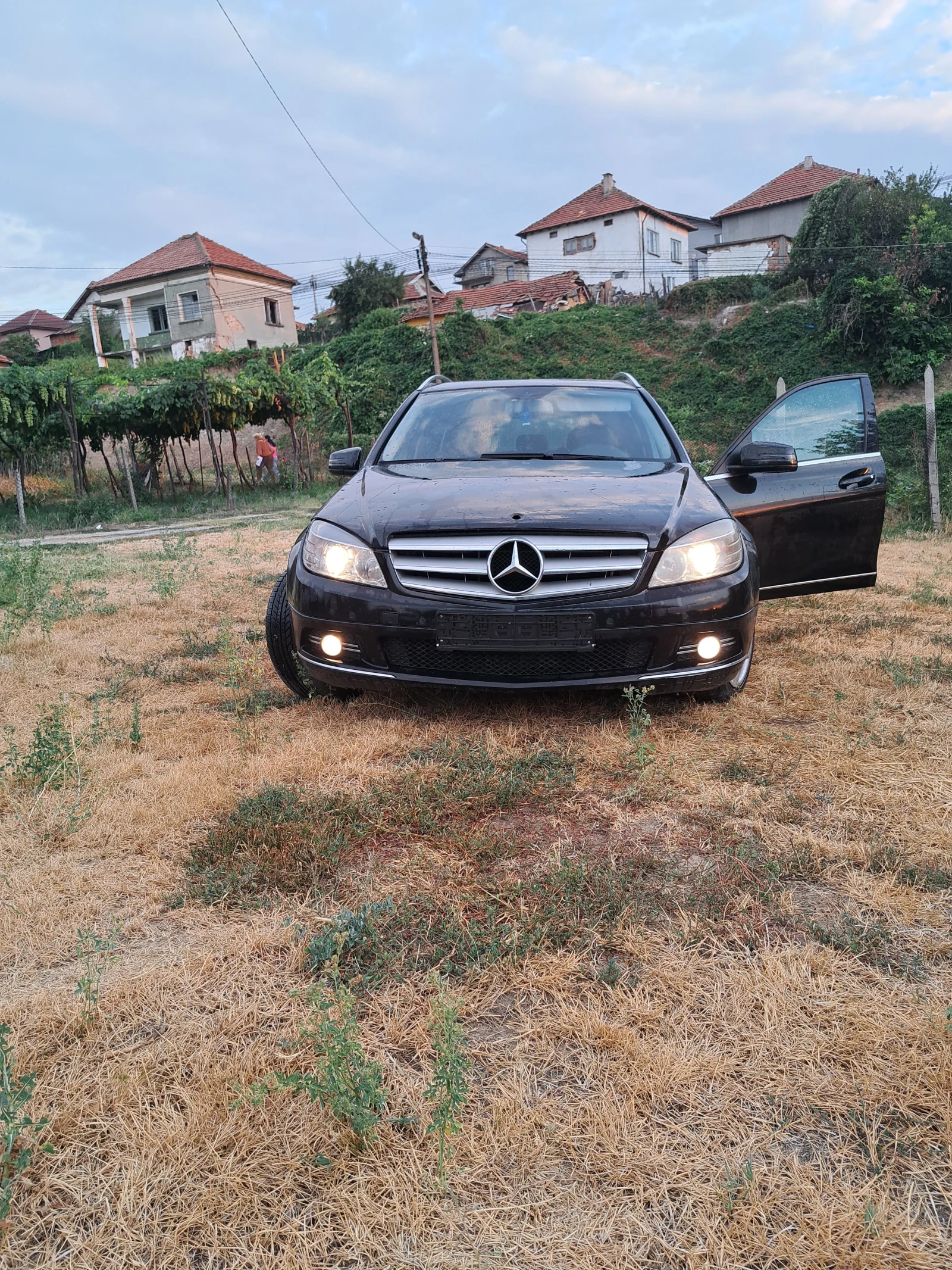 Mercedes-Benz C 220  - изображение 2