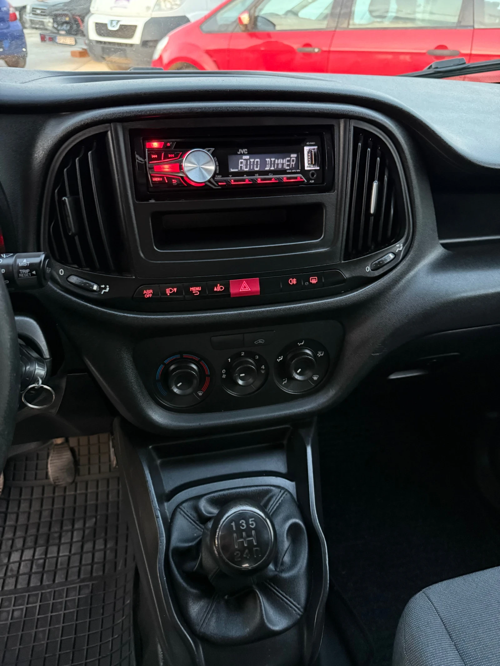 Fiat Doblo 1.3 M-JET MAXI БАЗА ЛИЗИНГ - изображение 10