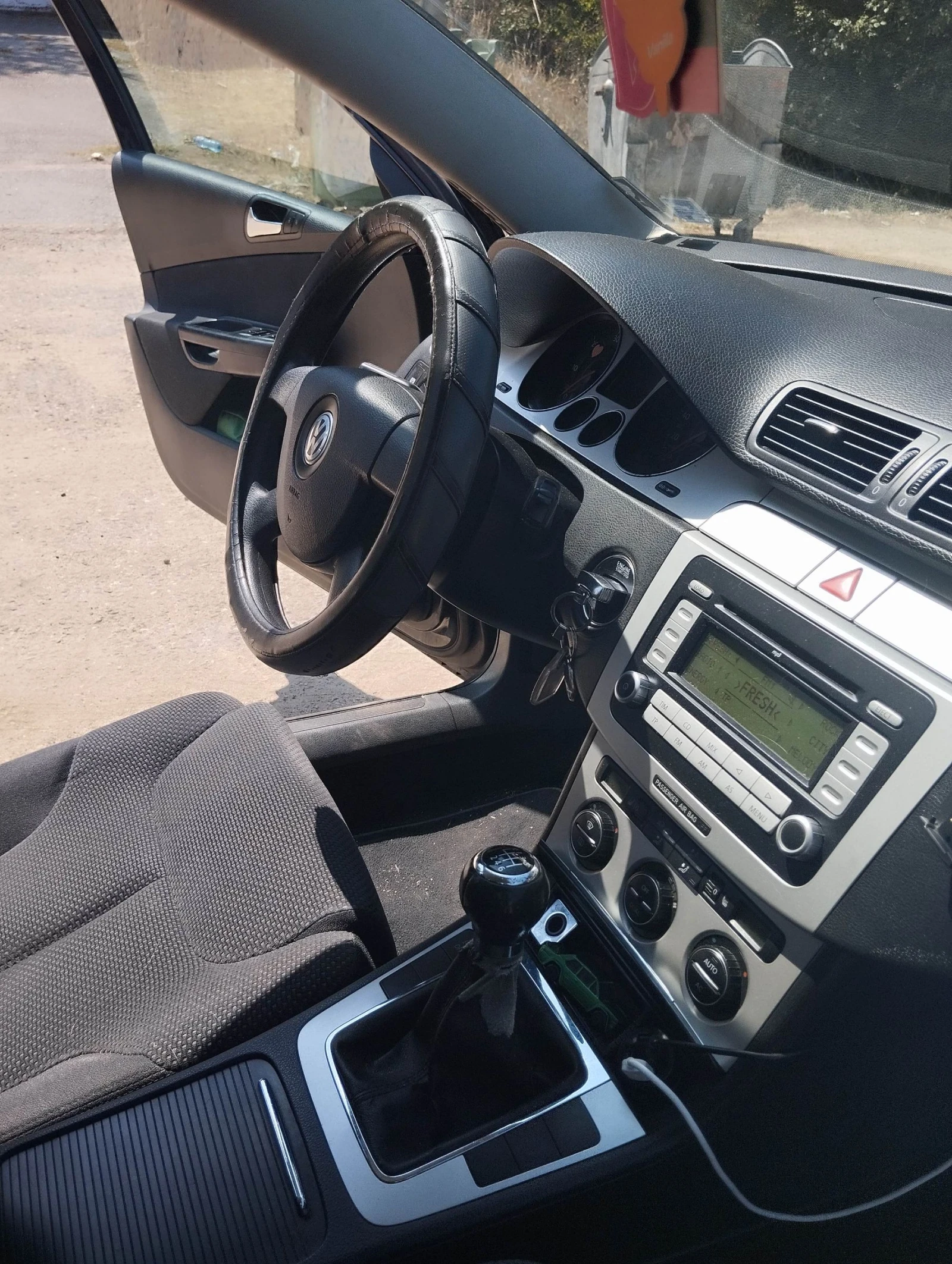 VW Passat 2.0 TDI Common Rail - изображение 6