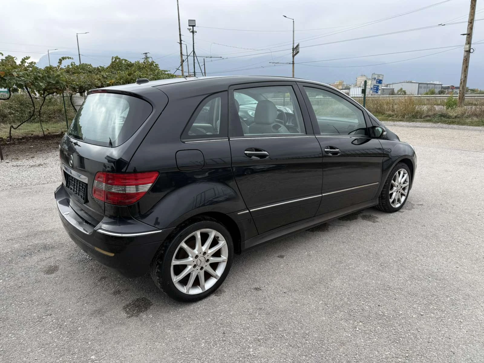 Mercedes-Benz B 170 1.7i Italia 116kc - изображение 5