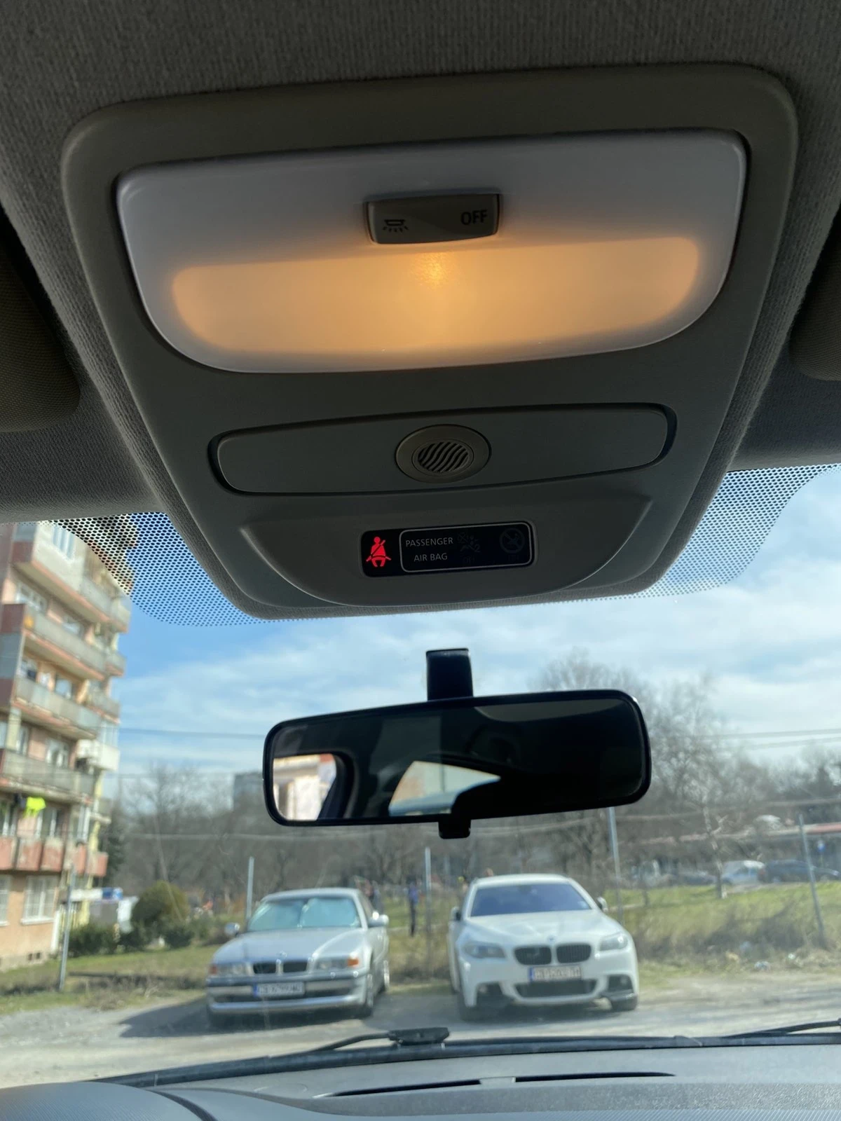 Renault Clio 1.2i Euro 6, снимка 16 - Автомобили и джипове - 53760822