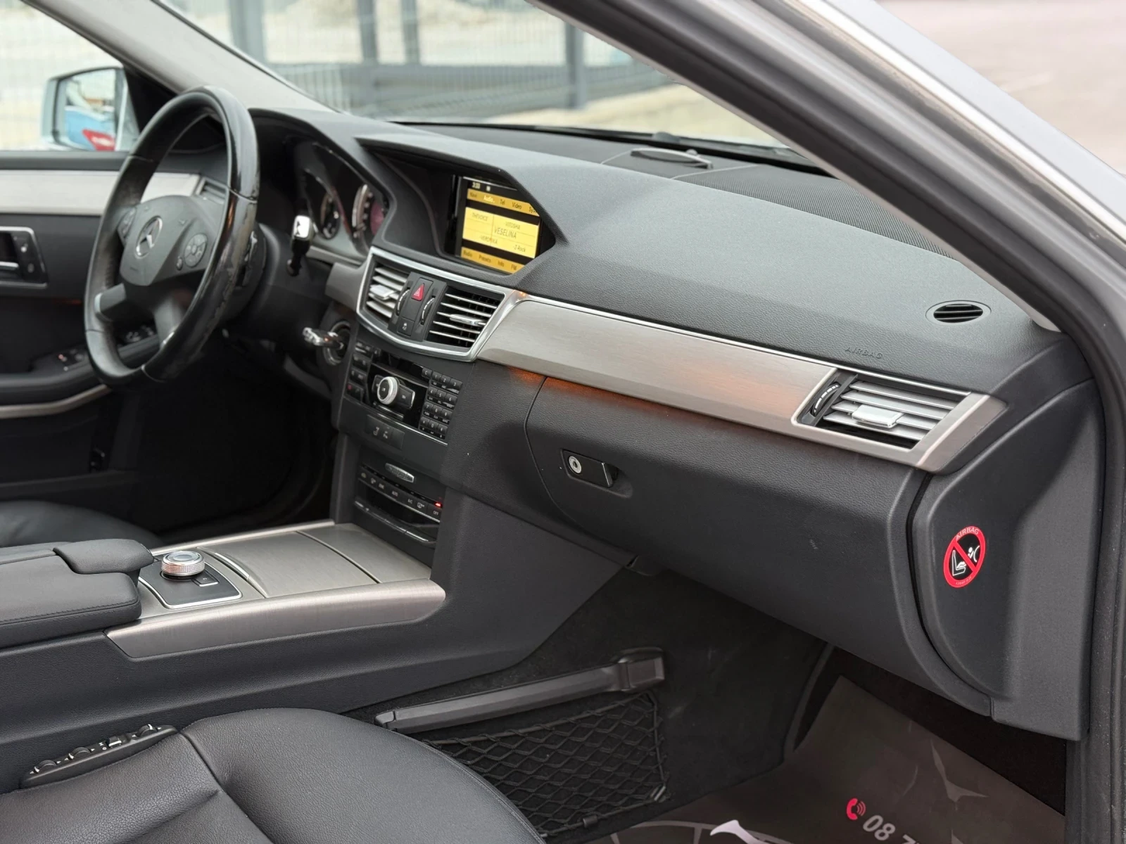 Mercedes-Benz E 350 D* 265к.с* 2012г* 217.000КМ* Топ Състояние*  - изображение 9