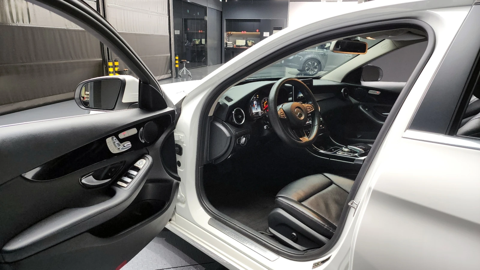 Mercedes-Benz C 200 | Mobile.bg   9