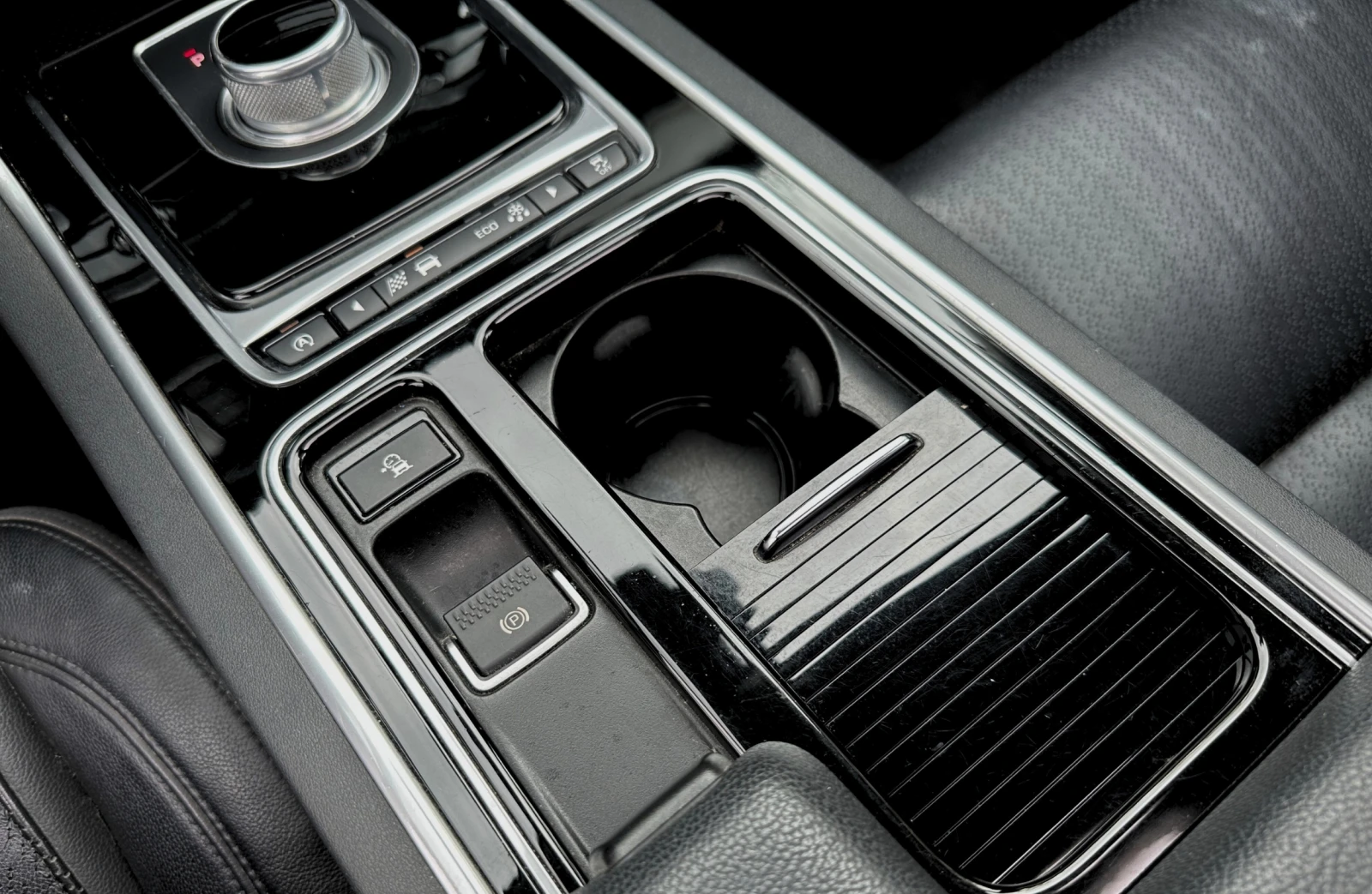 Jaguar Xf 2.0D |   |  | Mobile.bg   15