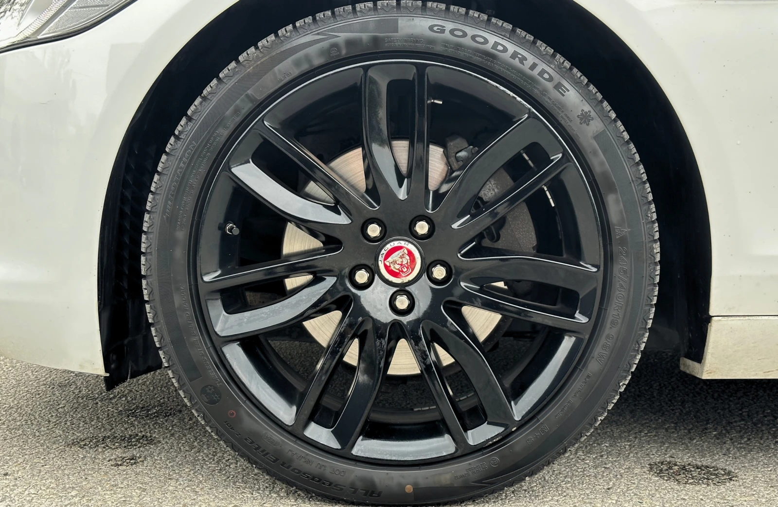 Jaguar Xf 2.0D |   |  | Mobile.bg   7