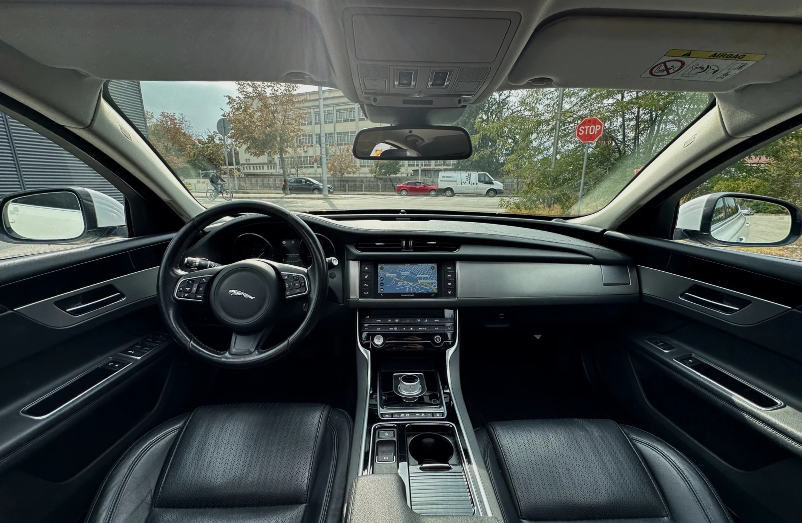 Jaguar Xf 2.0D |   |  | Mobile.bg   16