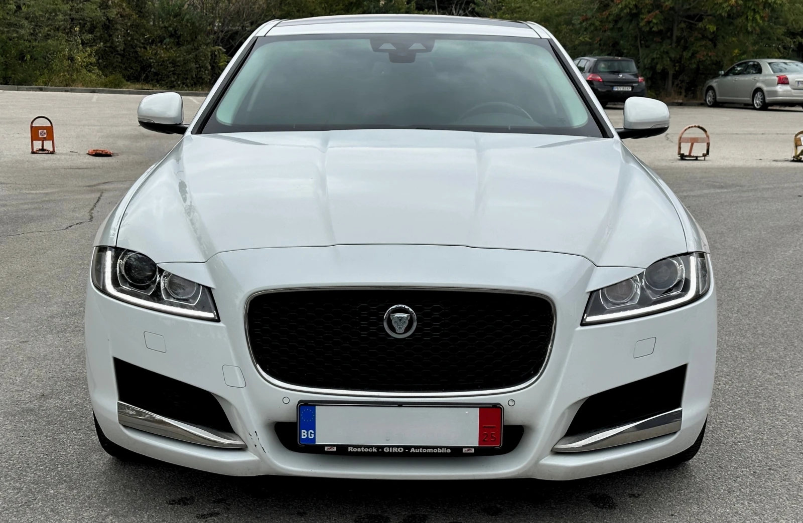 Jaguar Xf 2.0D |   |  | Mobile.bg   5