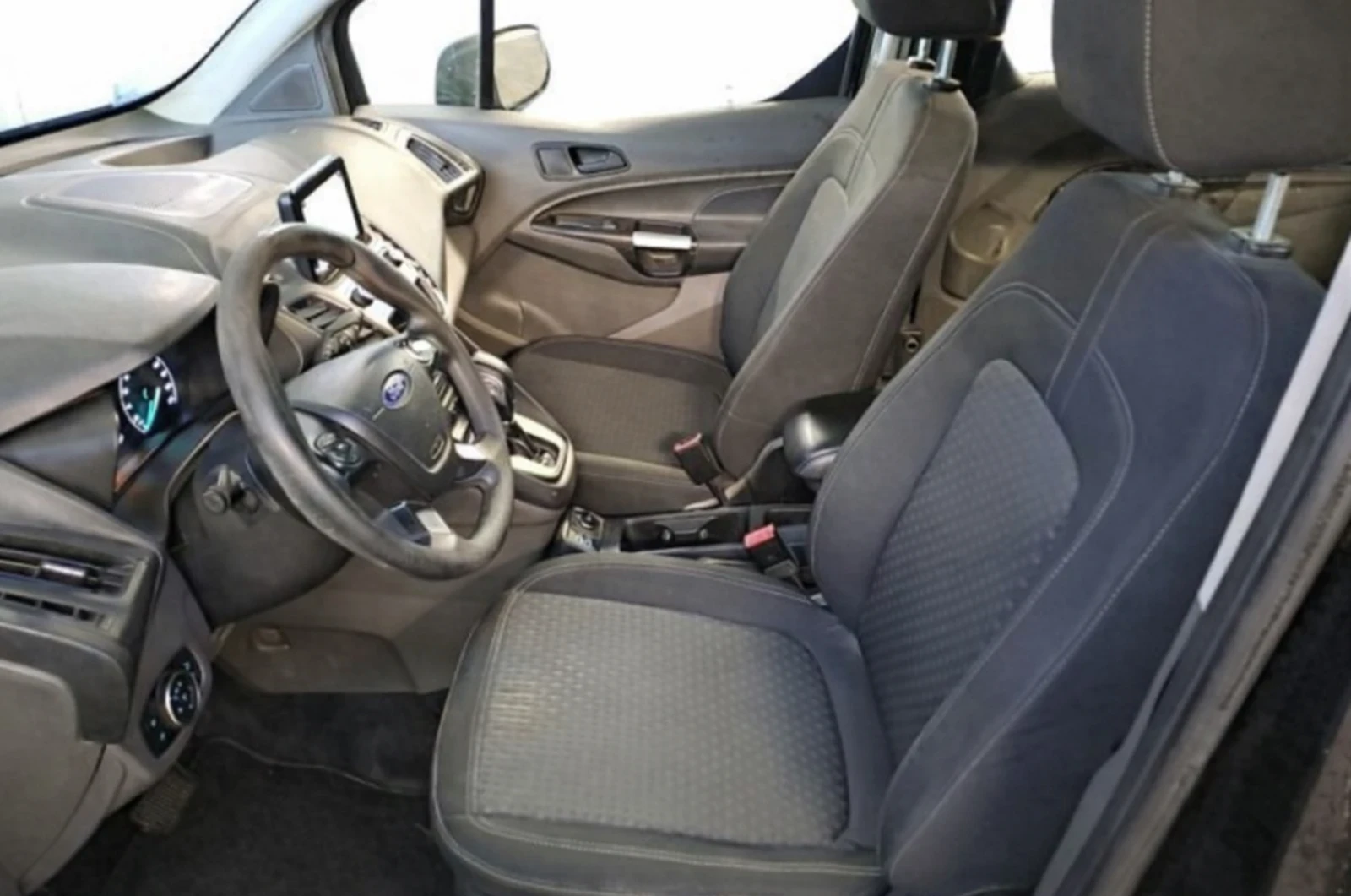 Ford Connect 2019 1.5tdci TRANSIT CONNECT, снимка 9 - Автомобили и джипове - 53786275