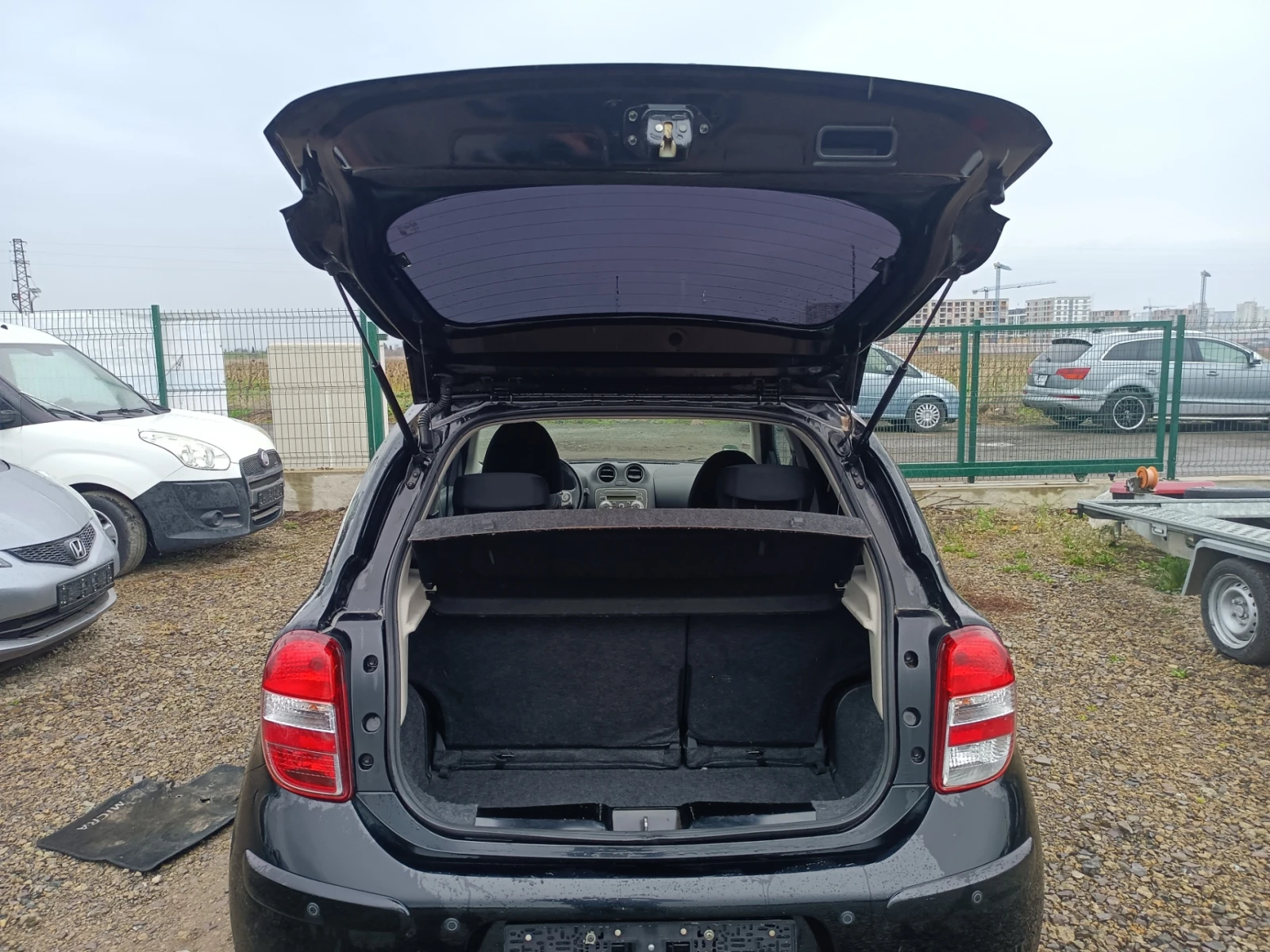 Nissan Micra 1, 2 ACENTA, снимка 10 - Автомобили и джипове - 53926706