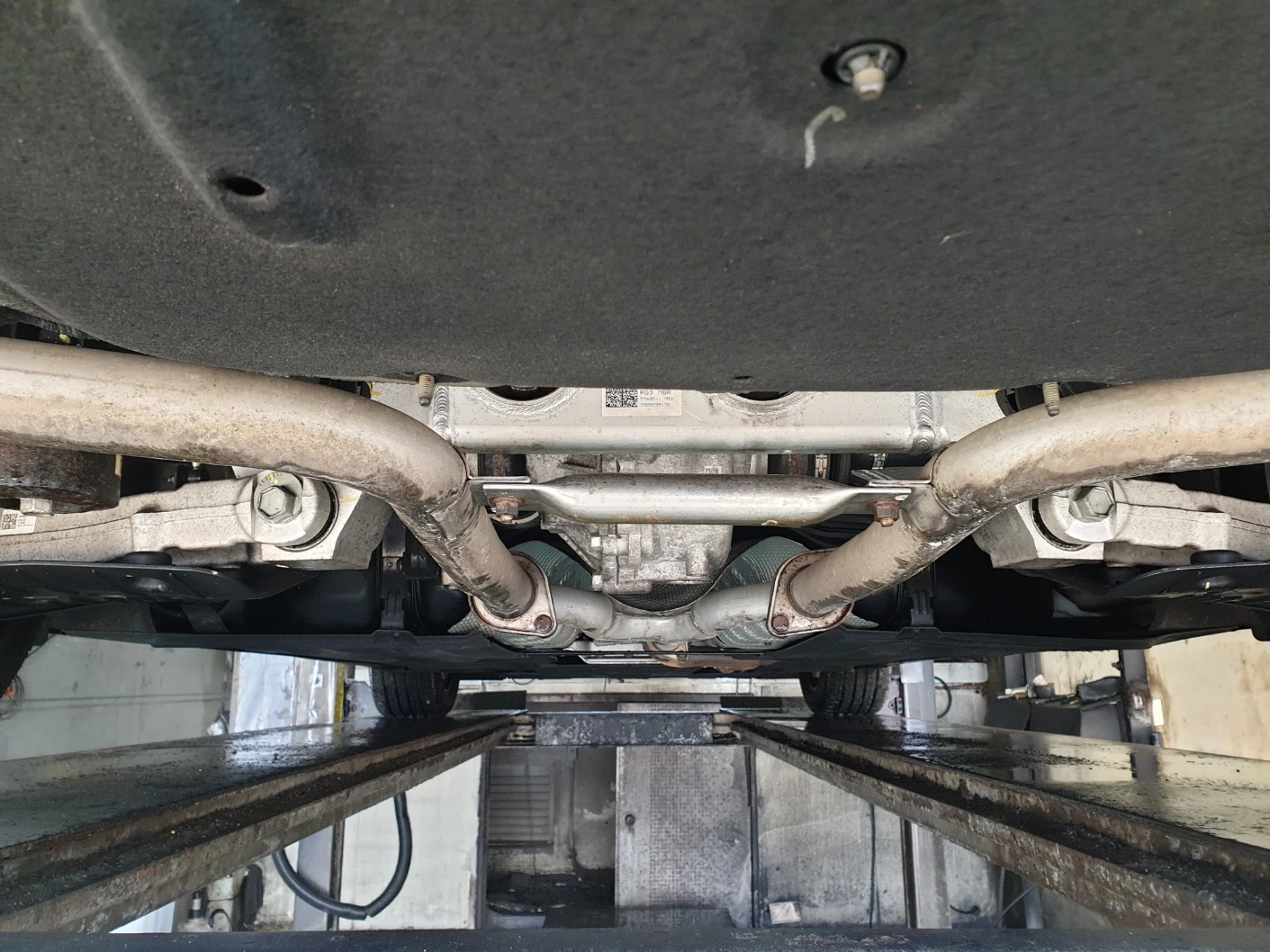 Genesis G80 �������� �� 2�., ����������, �������� ����� ������ | Mobile.bg � ����������� 17