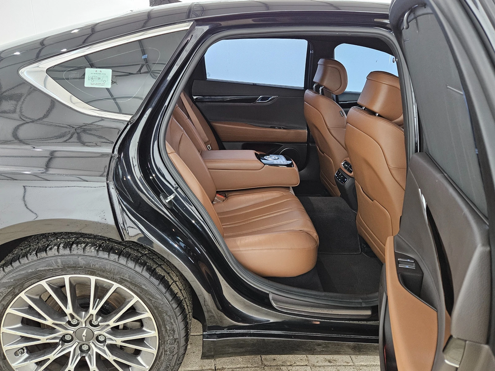 Genesis G80 �������� �� 2�., ����������, �������� ����� ������ | Mobile.bg � ����������� 10