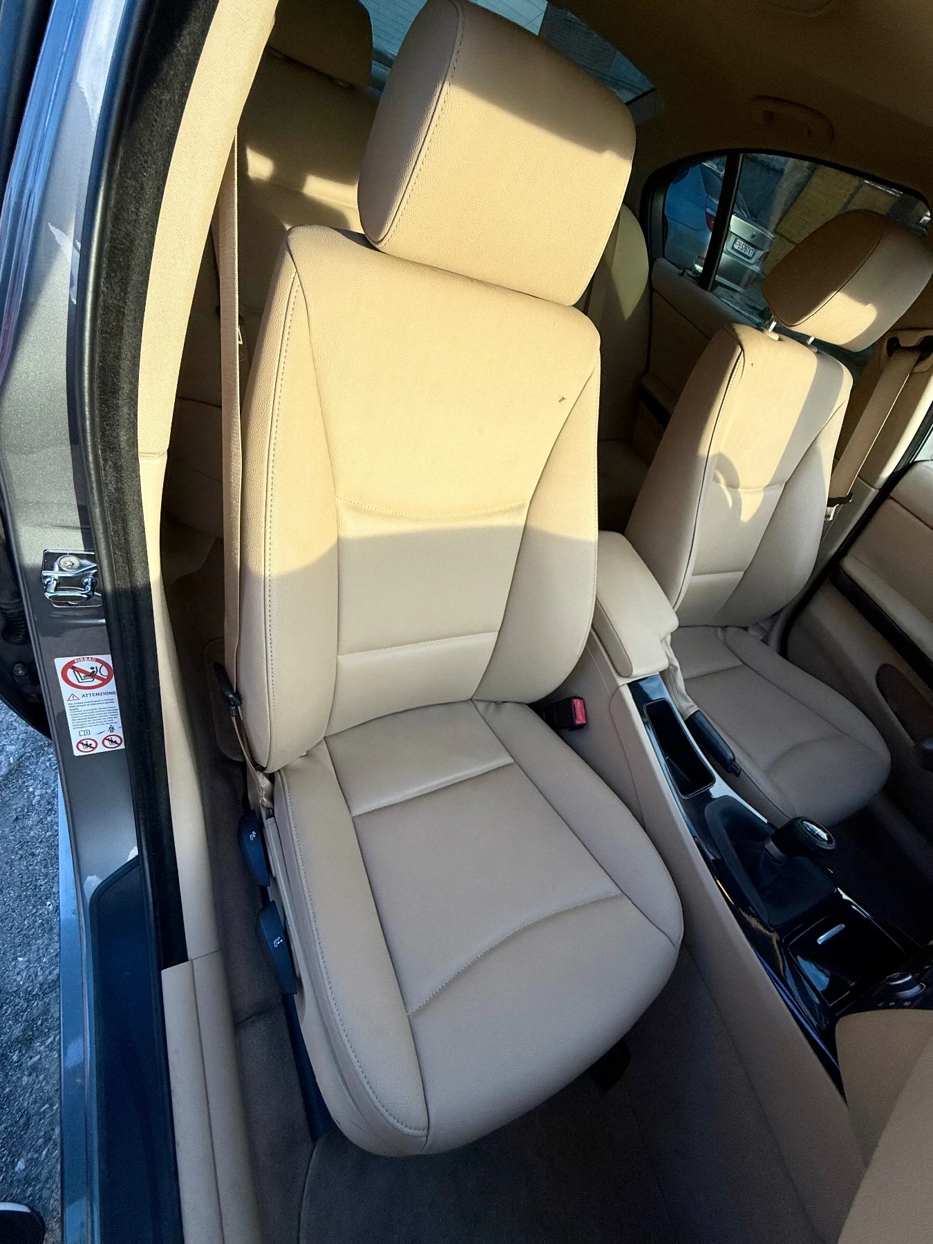 BMW 318, снимка 9 - Автомобили и джипове - 54161411