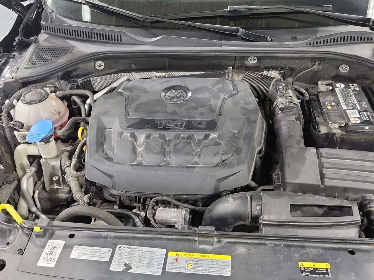 VW Passat * HIGHLINE * , снимка 17 - Автомобили и джипове - 54329109