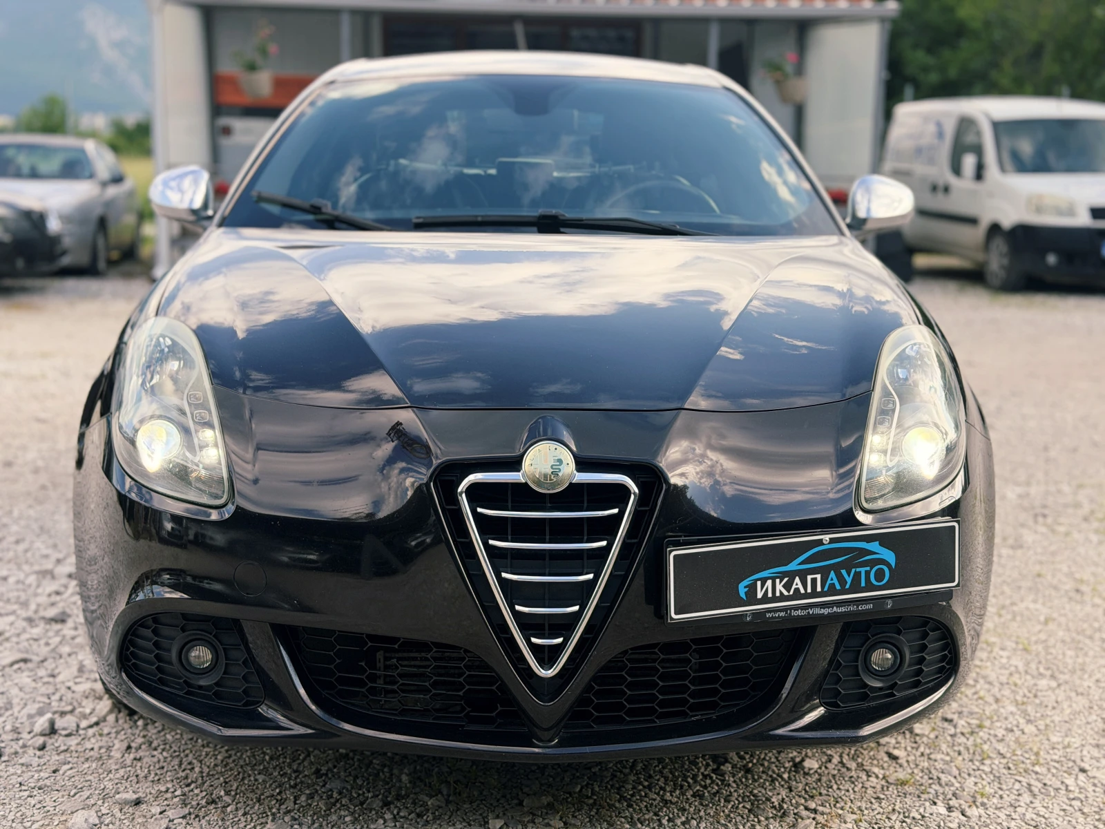 Alfa Romeo Giulietta 1.4i Sportiva, снимка 2 - Автомобили и джипове - 54815567