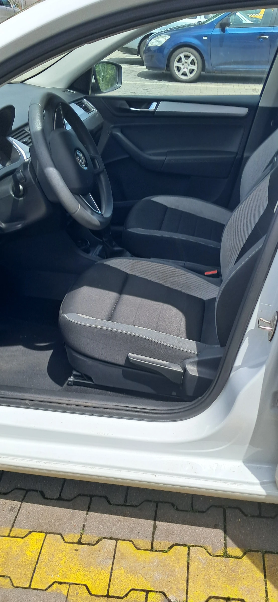 Skoda Rapid, снимка 3 - Автомобили и джипове - 54833220