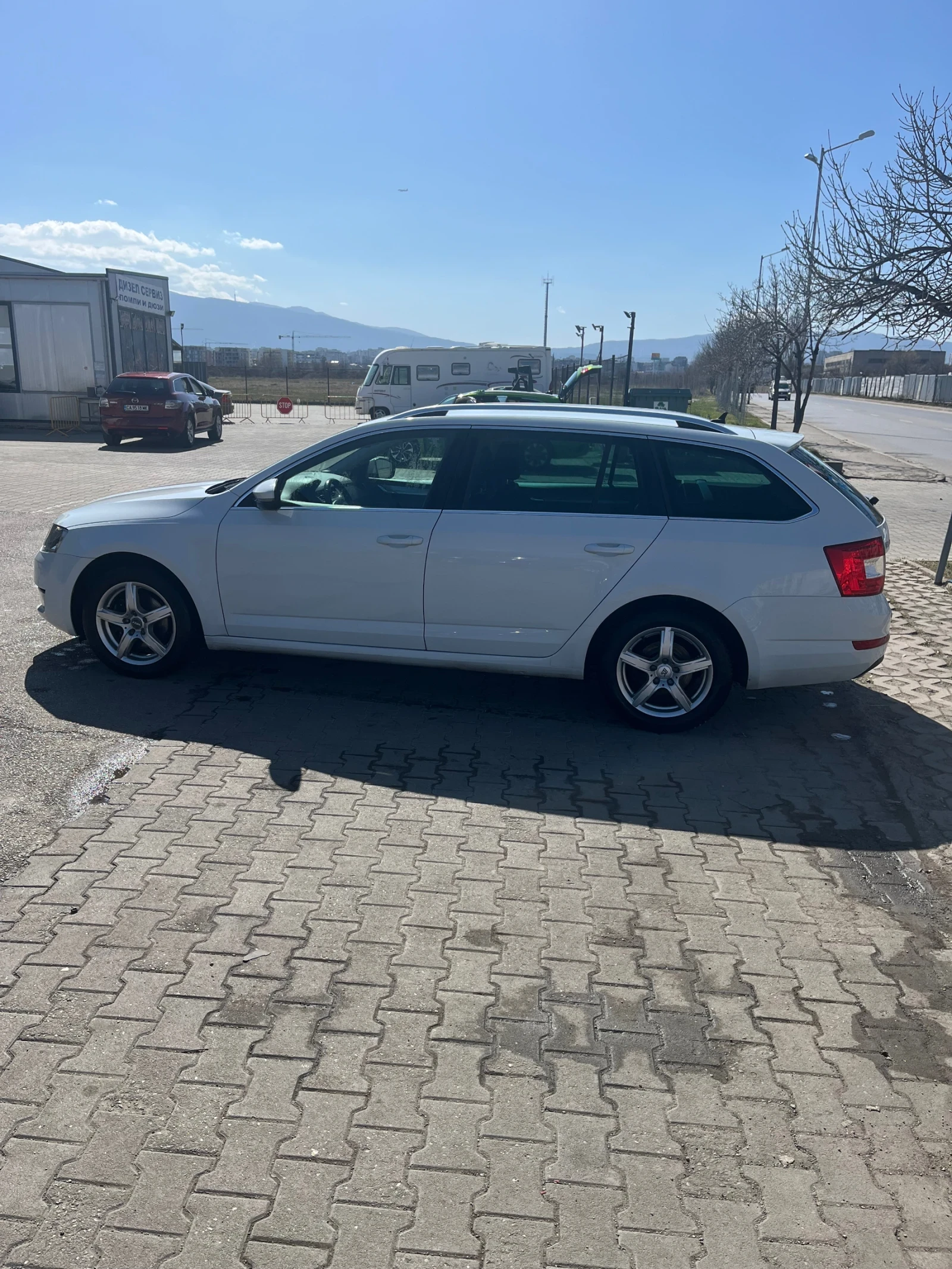 Skoda Octavia, снимка 3 - Автомобили и джипове - 55667157