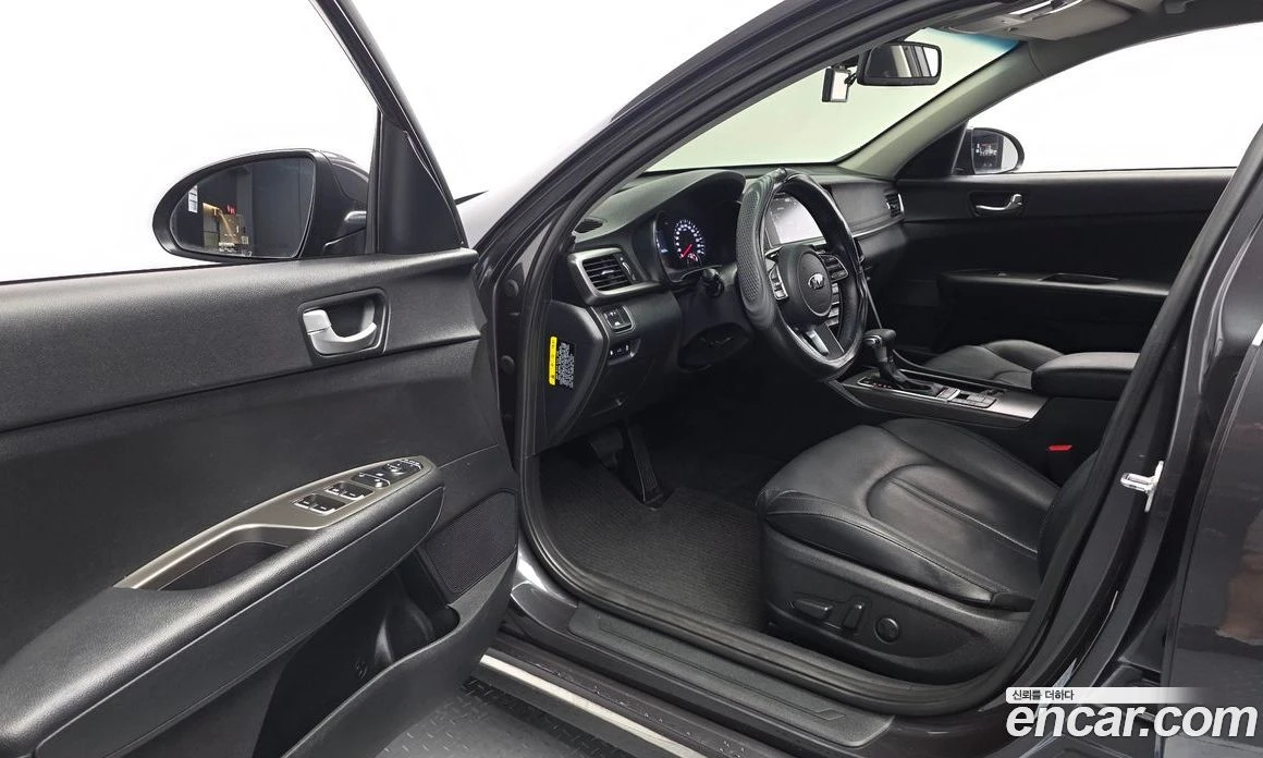 Kia K5 2.0 Prestige, снимка 10 - Автомобили и джипове - 55669059