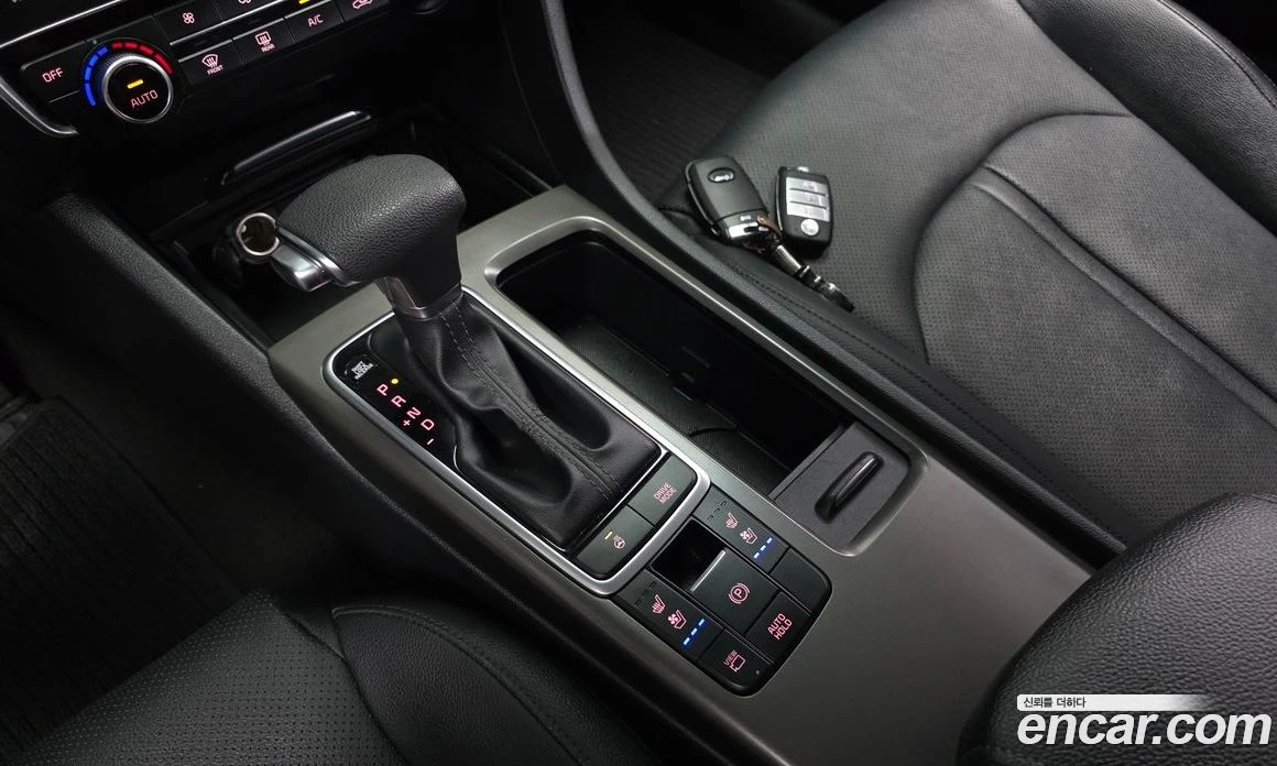 Kia K5 2.0 Prestige, снимка 9 - Автомобили и джипове - 55669059