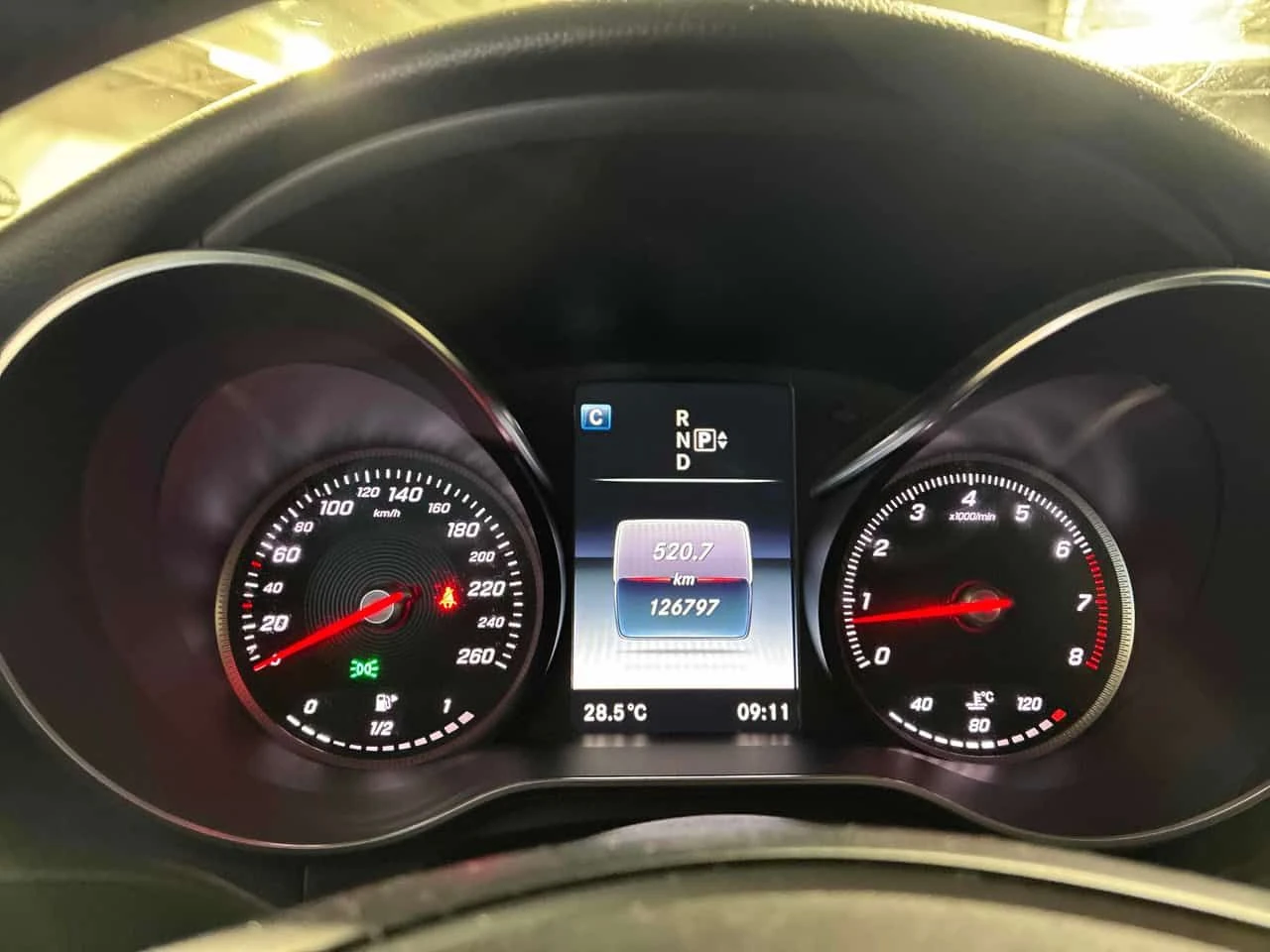 Mercedes-Benz C 300 CARFAX / CAMERA / АВТОКРЕДИТ , снимка 8 - Автомобили и джипове - 55677793