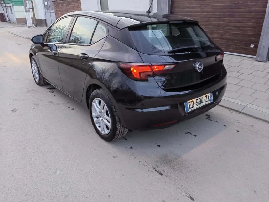 Opel Astra 1.6 D 110hp, снимка 4 - Автомобили и джипове - 55795876