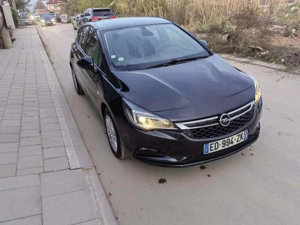 Opel Astra 1.6 D 110hp, снимка 2 - Автомобили и джипове - 55795876