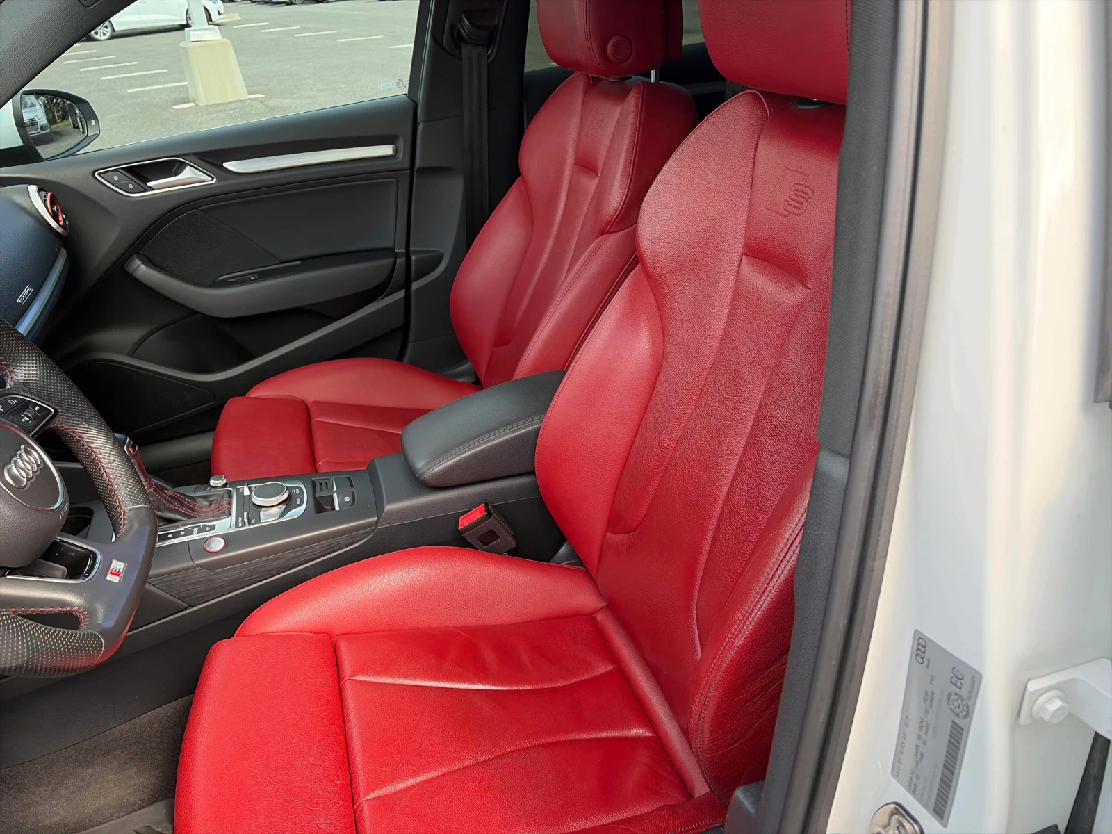Audi S3 * PROGRESSIV * KEYLESS* ПОДГРЕВ* , снимка 8 - Автомобили и джипове - 56018808