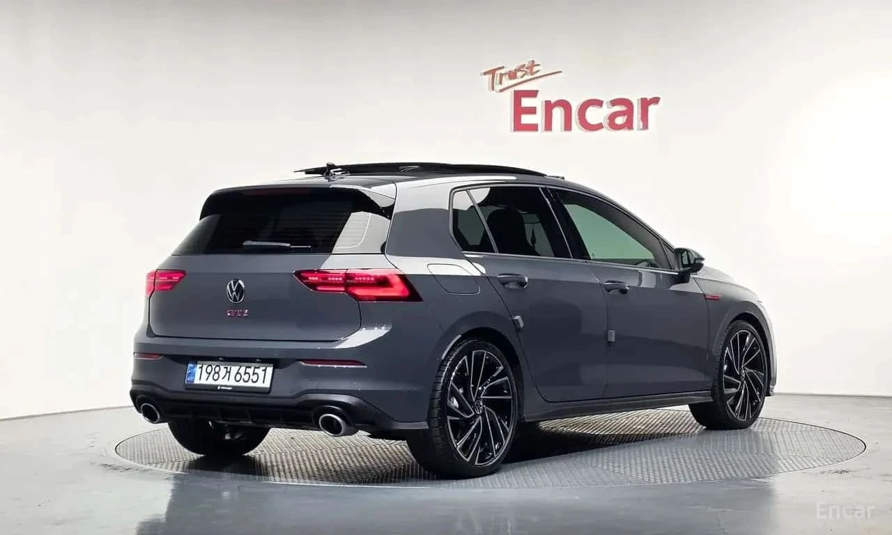 VW Golf, снимка 3 - Автомобили и джипове - 56707333