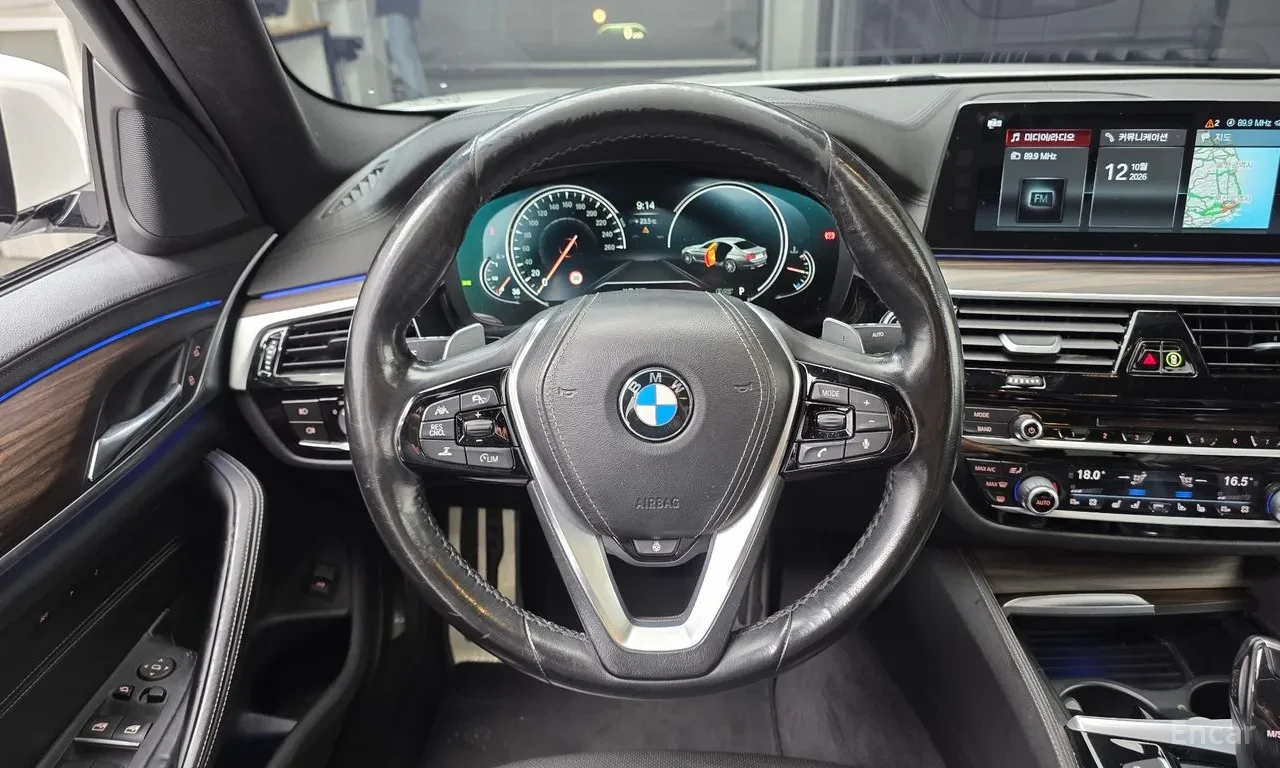 BMW 530 M Sport Plus | Обдух | 360, снимка 10 - Автомобили и джипове - 56719250