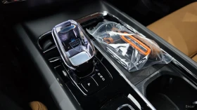 Volvo XC60 B5 Ultra Bright* HUD* 360* МАСАЖИ* КОЖА* ПАНО | Auto.bg — изображение 7