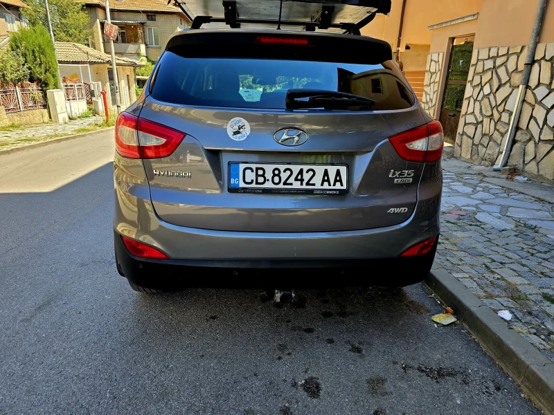 Hyundai IX35, снимка 5 - Автомобили и джипове - 47318078