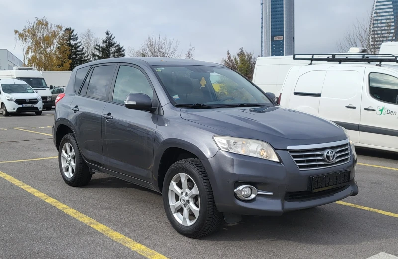 Toyota Rav4 2.2 D-4D 4x4 150к.с. euro 5 , снимка 1 - Автомобили и джипове - 48217826