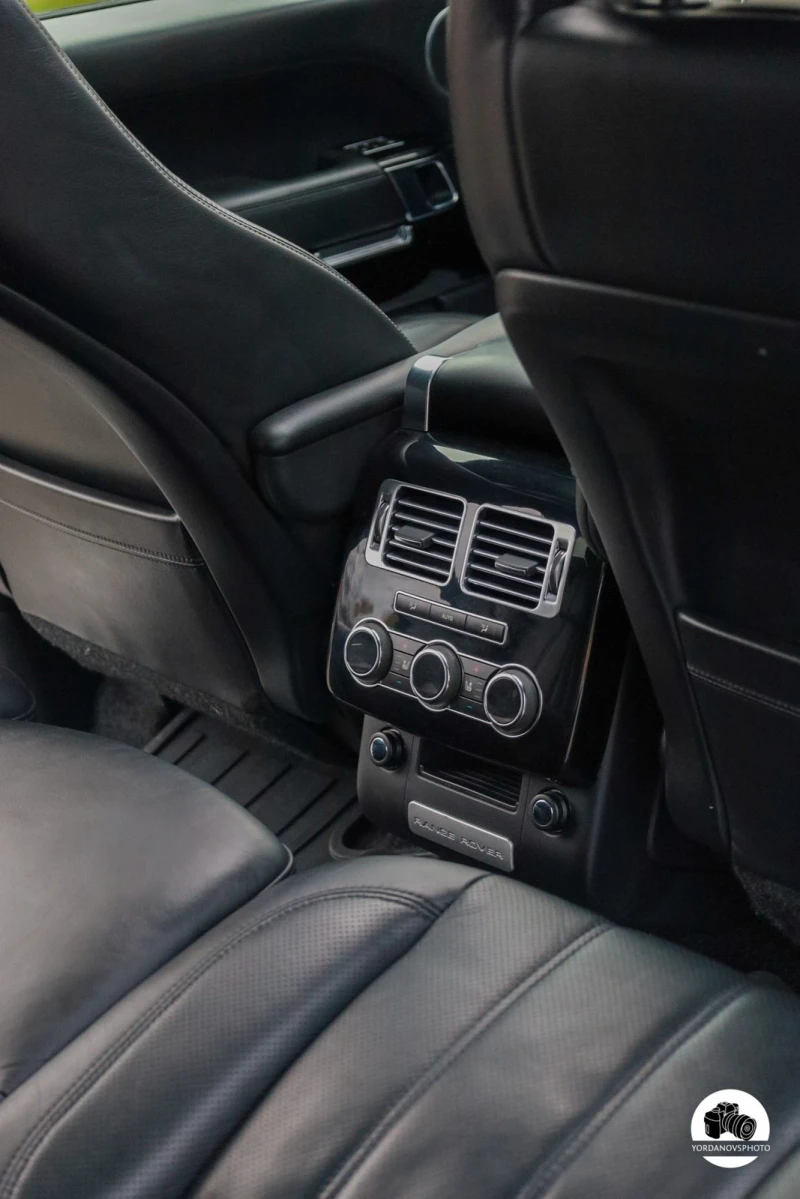 Land Rover Range rover 4.4 TD, снимка 12 - Автомобили и джипове - 52668603
