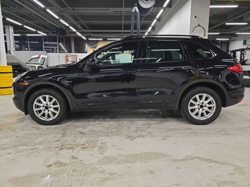 Porsche Cayenne * Diesel * CARFAX * БЕЗ ПЪРВОНАЧАЛНА ВНОСКА, снимка 2 - Автомобили и джипове - 52918971