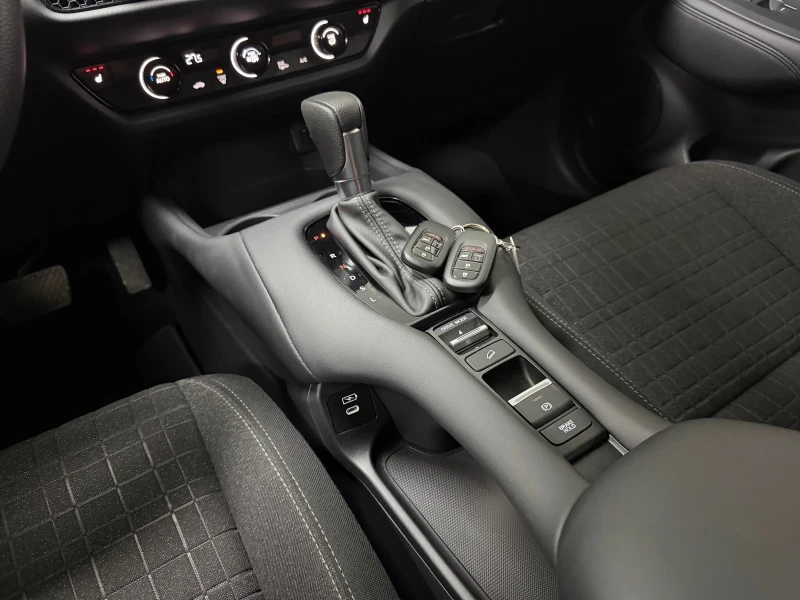 Honda Hr-v * 2025* HR-V LX AWD * 753km* , снимка 15 - Автомобили и джипове - 53168803