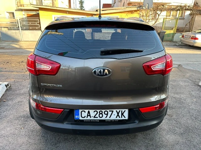 Kia Sportage, снимка 5 - Автомобили и джипове - 49549096