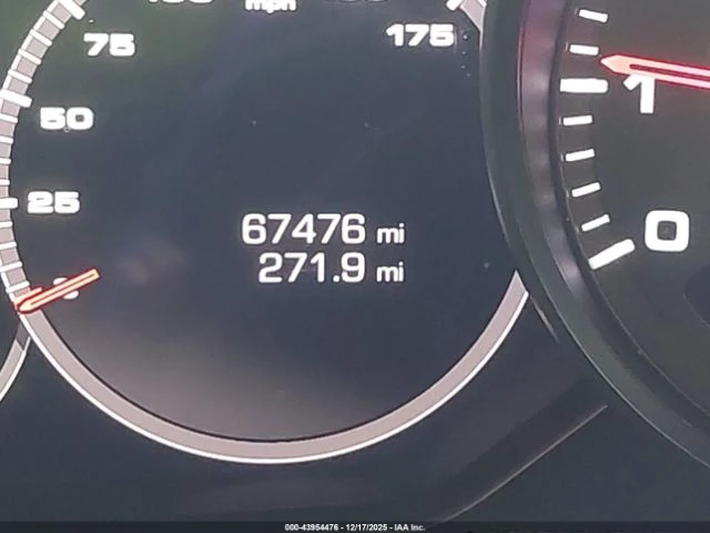 Porsche Cayenne COUPE* BOSE* ПАНОРАМА* ПОДГРЕВ* CARPLAY, снимка 15 - Автомобили и джипове - 53223945