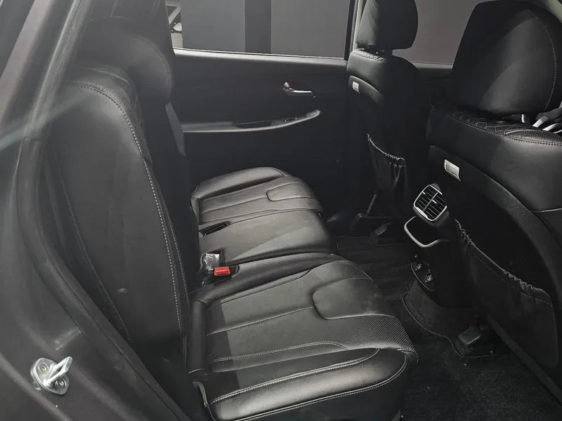 Hyundai Santa fe Diesel 2.0 2Wd Premium, снимка 11 - Автомобили и джипове - 56130217