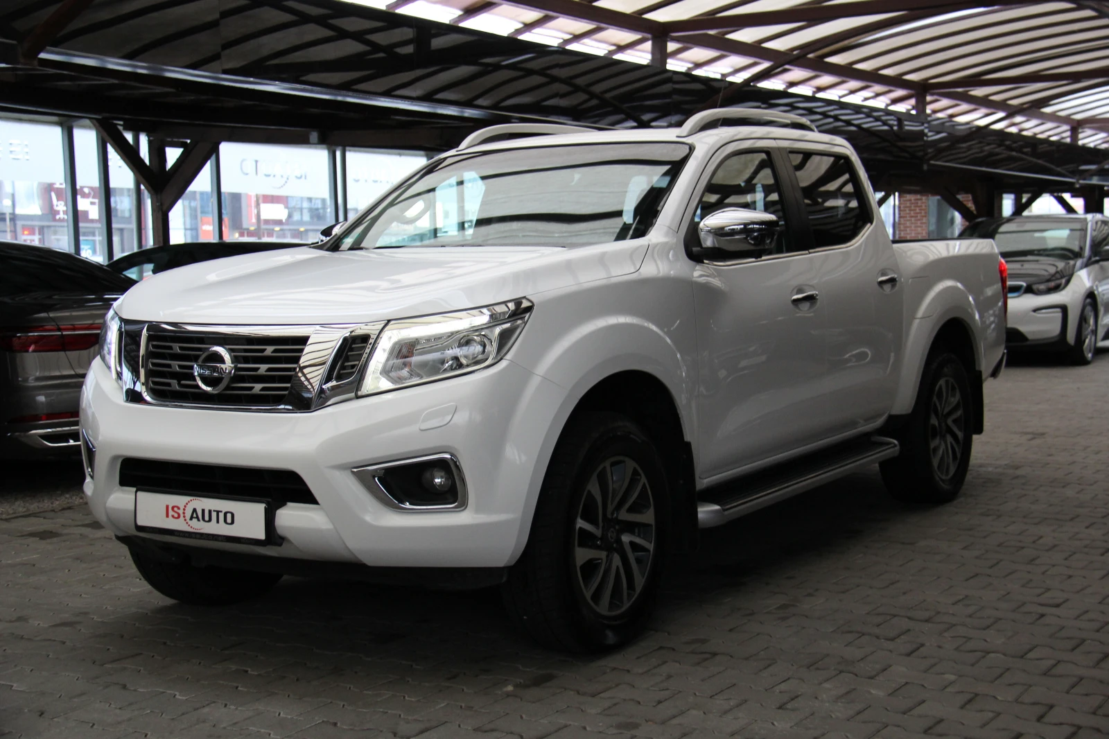 Nissan Navara 2.3DCI/4X4/Double Cab/LeD/Navi/Automat - изображение 2