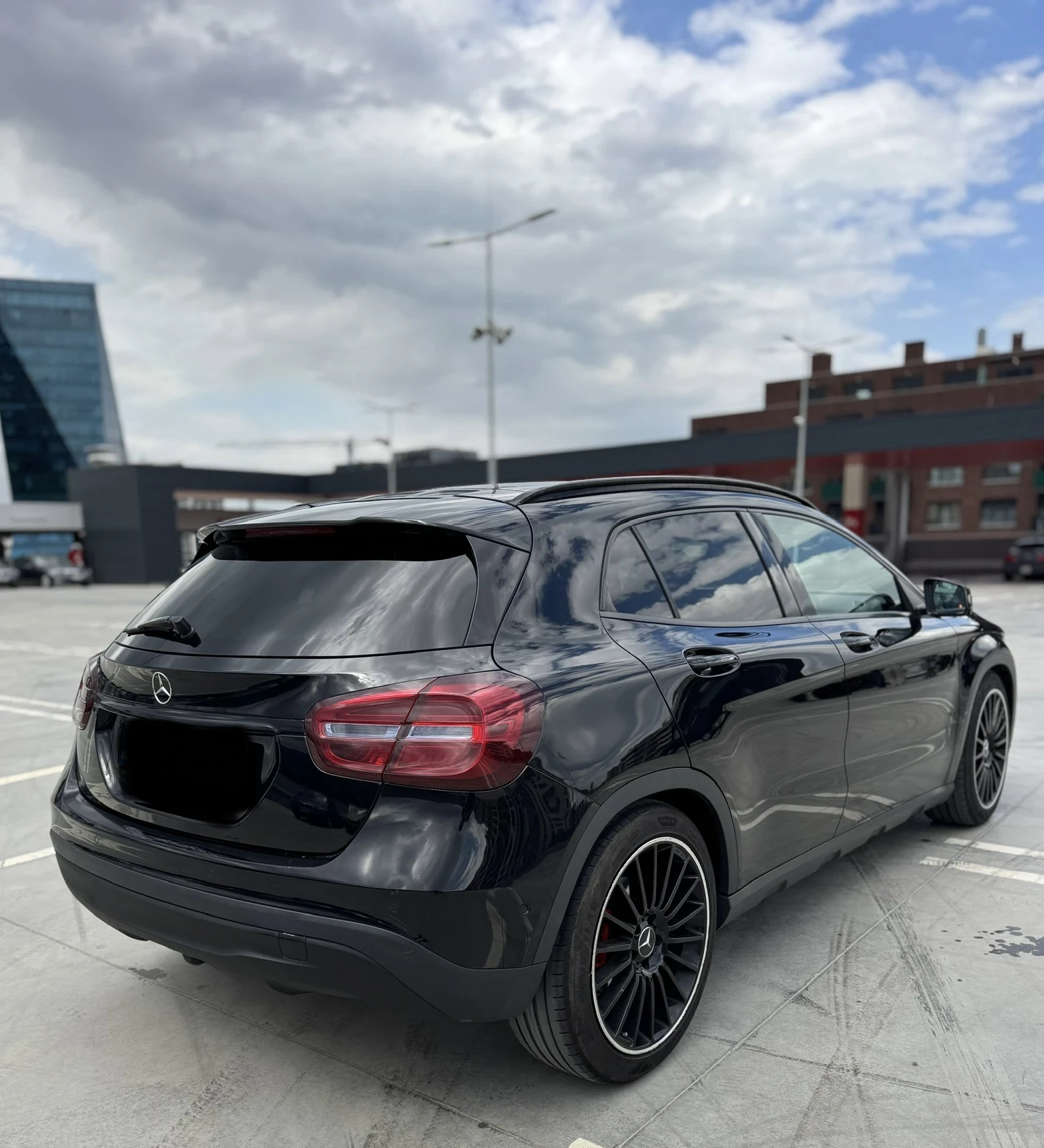 Mercedes-Benz GLA 220  - изображение 6