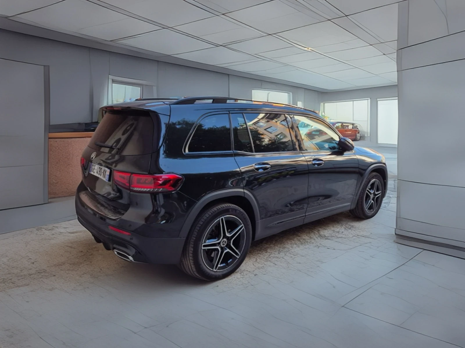 Mercedes-Benz GLB GLB220d 4MATIC 6+ 1 Места ЛИЗИНГ 100% Одобрение - изображение 9