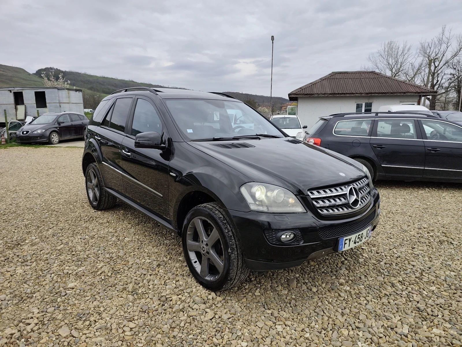 Mercedes-Benz ML 320 CDI BLACK EDITION 10 , снимка 3 - Автомобили и джипове - 54073841