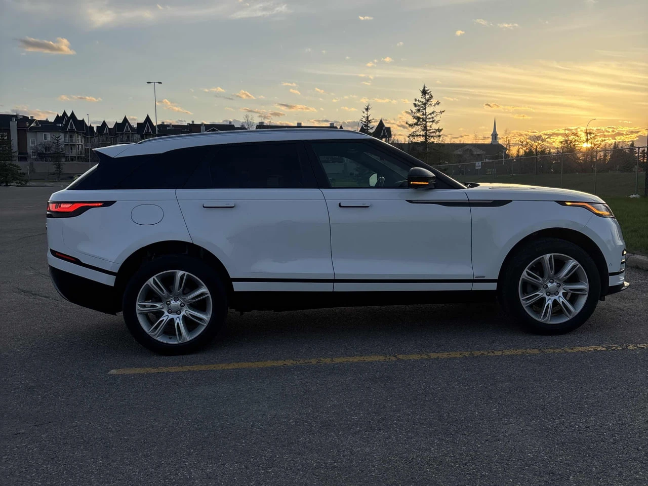 Land Rover Range Rover Velar * R Dynamic SE * CARFAX * ���� �� �� | Mobile.bg � ����������� 3