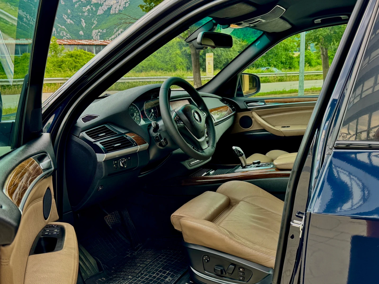 BMW X5 4.8 Газ бензин Бартер, снимка 8 - Автомобили и джипове - 54768712