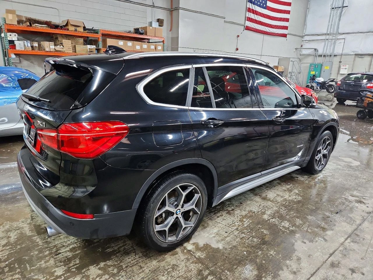 BMW X1 xDrive28i * CARFAX * АВТОКРЕДИТ БЕЗ ПЪРВОНАЧАЛНА, снимка 3 - Автомобили и джипове - 55188012