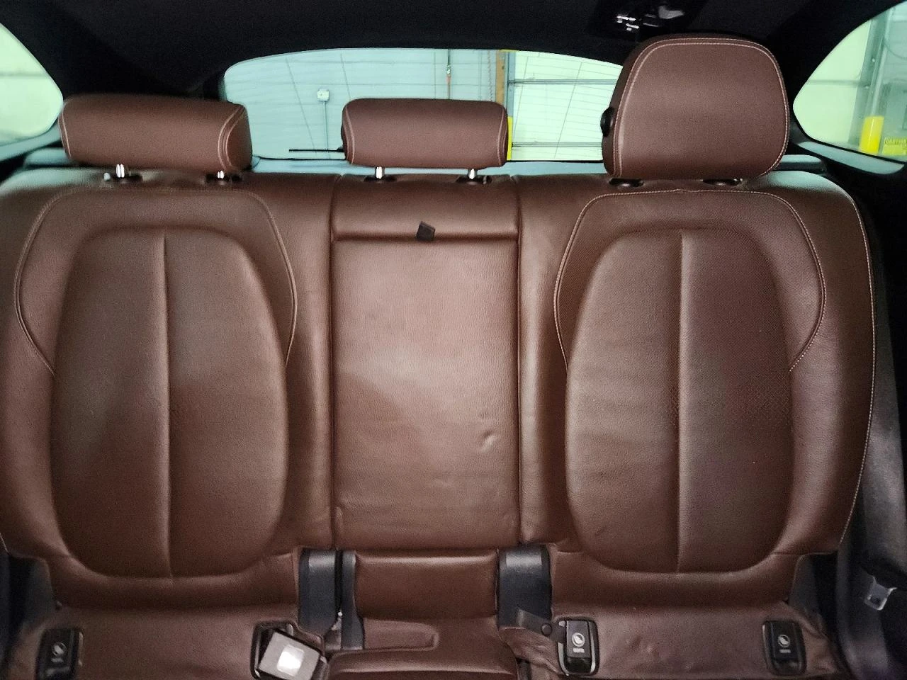 BMW X1 xDrive28i * CARFAX * АВТОКРЕДИТ БЕЗ ПЪРВОНАЧАЛНА, снимка 10 - Автомобили и джипове - 55188012
