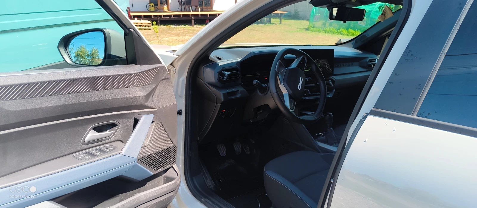 Dacia Duster Eco-G 100 Първи собственик, снимка 6 - Автомобили и джипове - 55588143